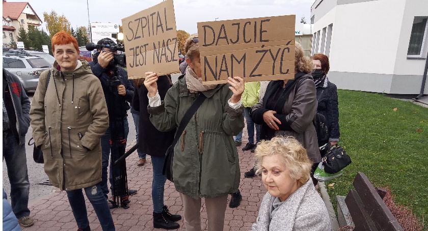 Protest pod starachowickim szpitalem