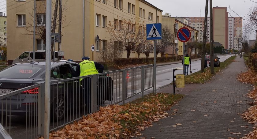 PILNE: wypadek w Starachowicach. 87-latka trafiła do szpitala