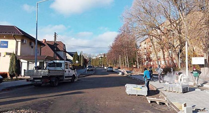 Starachowice. Ul. Konstytucji 3 Maja za wąska?