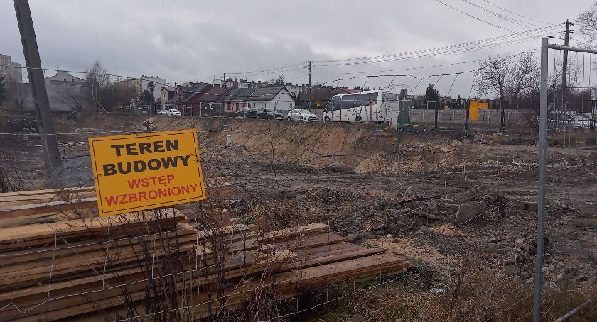 Budowa na ul. Kościelnej w Starachowicach grozi katastrofą budowlaną?