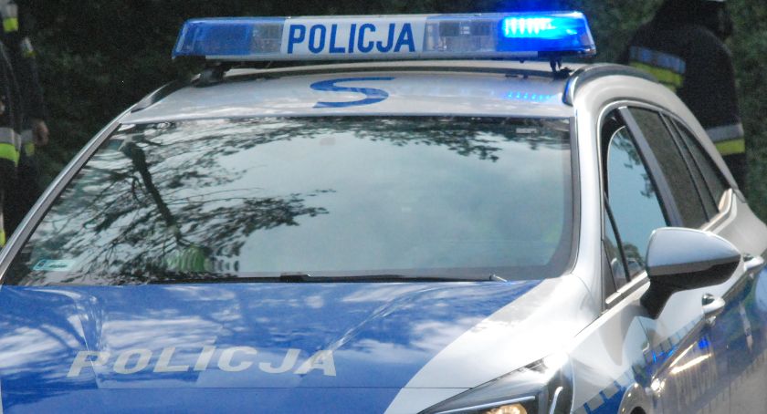 Po wypadku na terenie naszego regionu. Policjanci proszą o pomoc