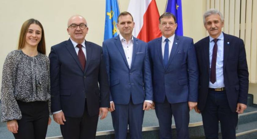 O nepotyzmie i 