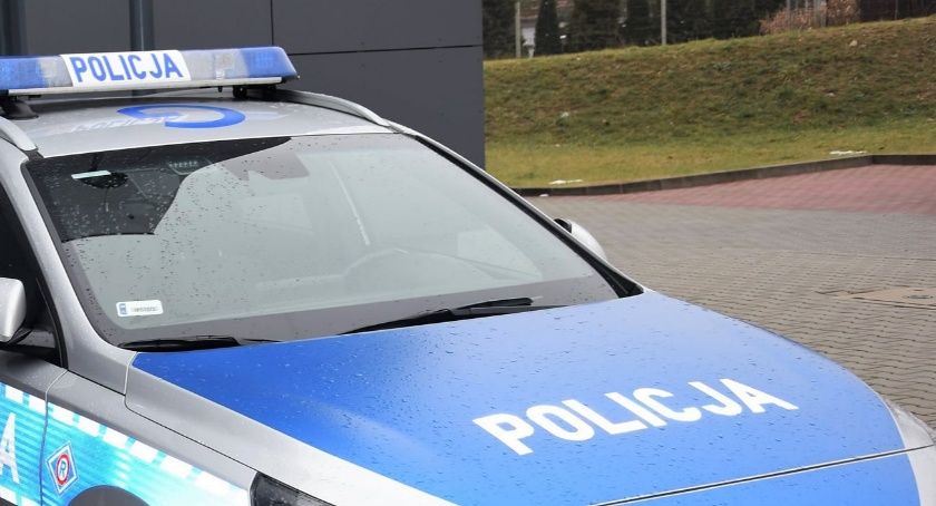 PILNE: wypadek w Rzepinie Drugim. Na miejscu zdarzenia pracują policjanci