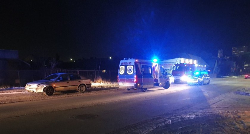 Wypadek w Starachowicach. Pośpiech w tym przypadku nie był dobrym doradcą