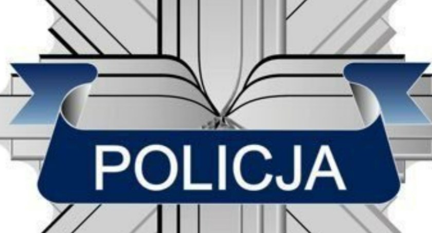 Oszust zapukał do mieszkania starachowiczanki. Ile pieniędzy straciła kobieta?