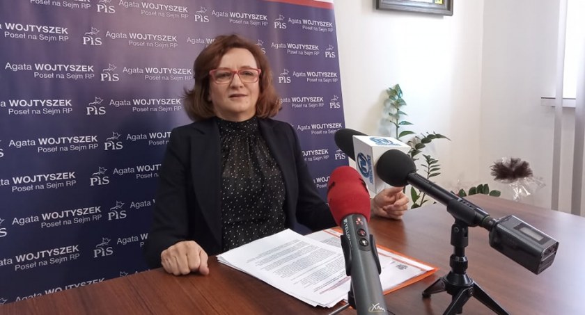 Poseł Wojtyszek interweniuje w sprawie dodatku covidowego dla pracowników niemedycznych