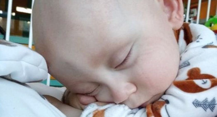 Mikołajek otulony miłością najbliższych, zasnął dziś snem wiecznym