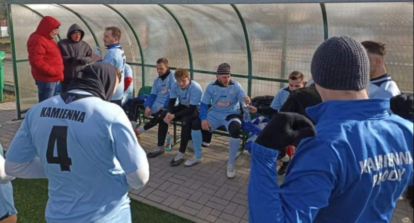 Kamienna Brody skuteczniejsza od juniorów Star/Juventy. Ekipa Tomasza Wójtowicza idzie po swoje