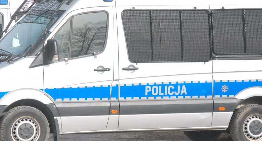 Próba wyłudzenia pieniędzy w Starachowicach. Za kogo tym razem podawał się oszust?