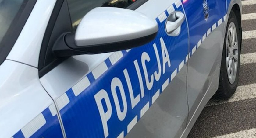 Makabryczne odkrycie w starachowickim lesie. Policjanci na miejscu
