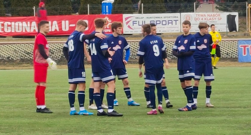 Falstart juniorów Staru Starachowice. Frycowe w makroregionalnej lidze muszą zapłacić