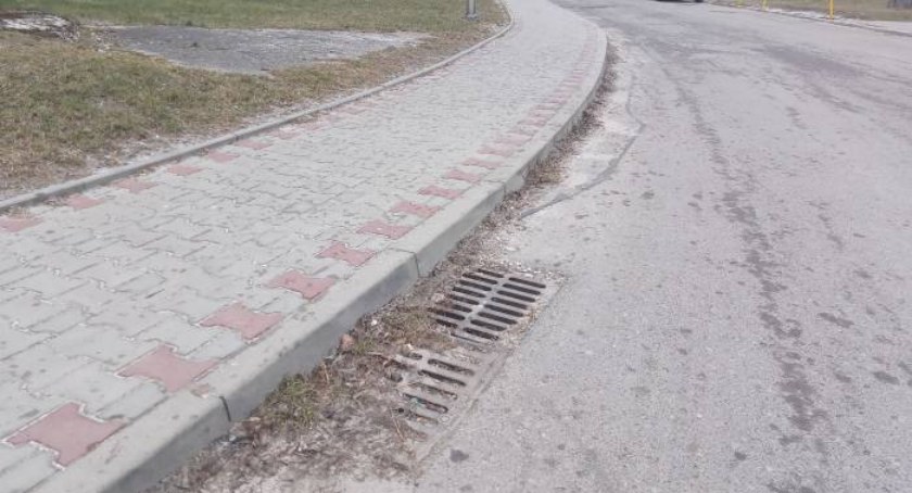 Starachowice. Drożne kratki? nie ma szans...