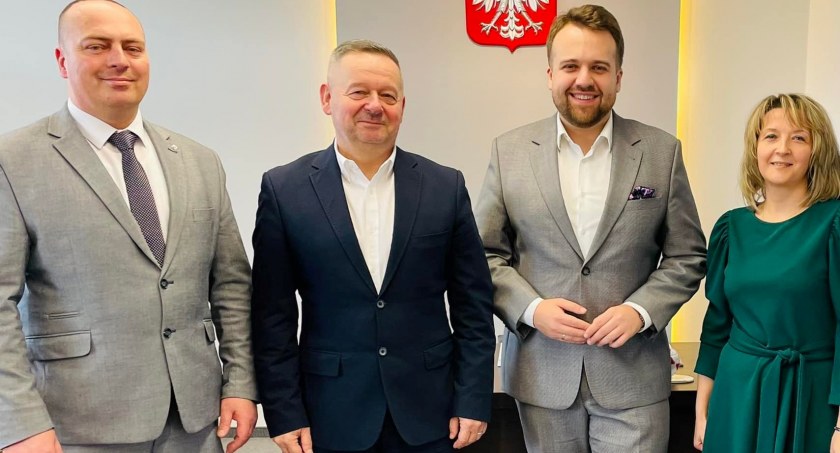 Radni PiS w komitecie M. Materka