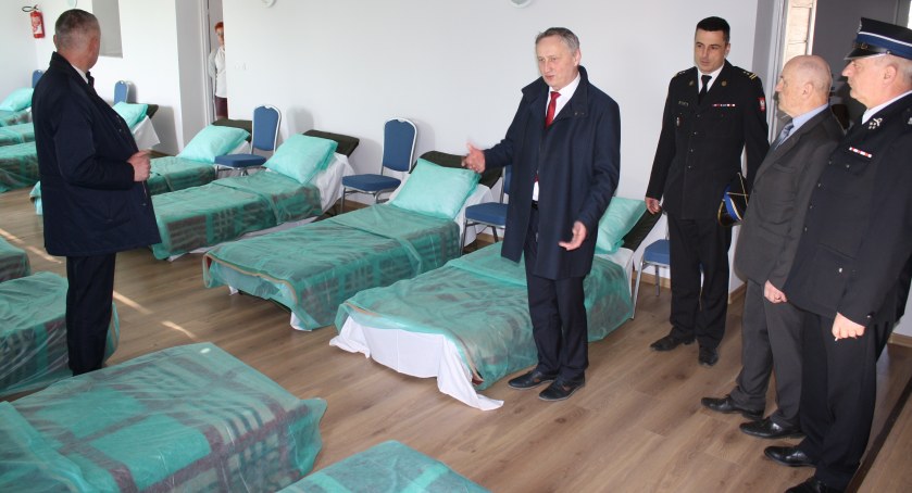 Strażacy z powiatu starachowickiego wspierają uchodźców z Ukrainy. Na nich można liczyć w każdej sytuacji