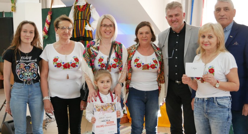 Wielkanocne palmy w gm. Pawłów nagrodzone