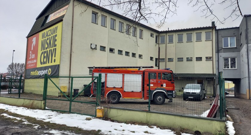 Pożar w Starachowicach. Niebezpieczne sadze w kominie