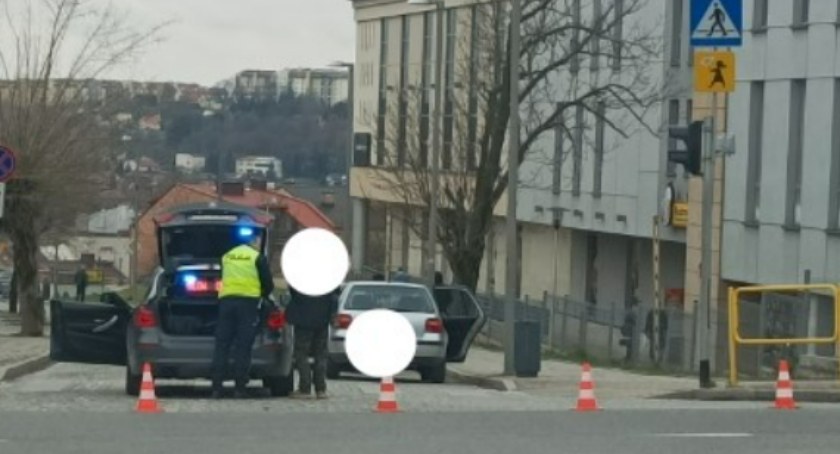 Z ostatniej chwili! Wypadek koło Galerii Kamienna! Czy są ranni?