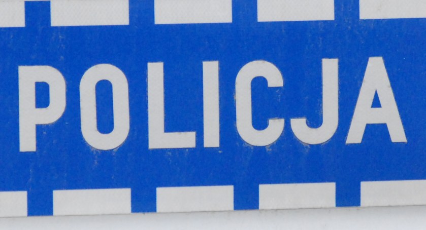 Kierująca w ciężkim stanie. Policjanci proszą o każdą informację
