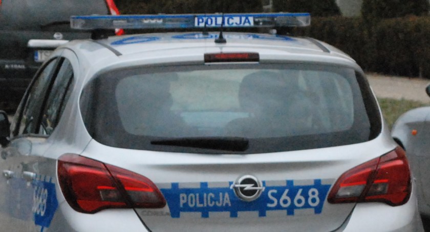 Wypadek na terenie gminy Pawłów. Poszkodowanym 69-latek