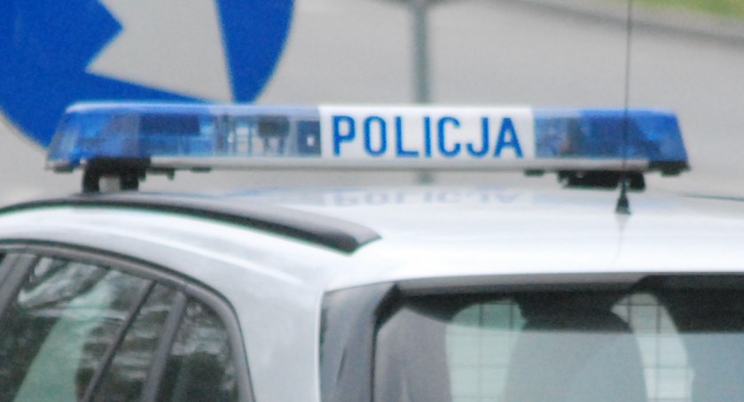 Seria internetowych oszustw w powiecie starachowickim. Policjanci reagują