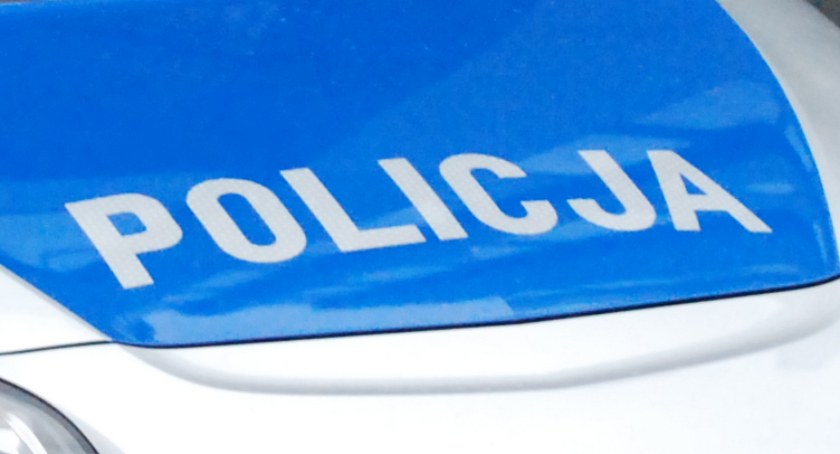 Zderzenie dwóch pojazdów w Mircu. Policjanci ukarali go mandatem