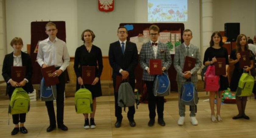 Najlepsi uczniowie w Starachowicach nagrodzeni