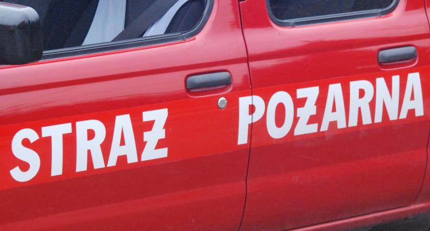 Strażacka akcja w Starachowicach. Kobieta przetransportowana do szpitala
