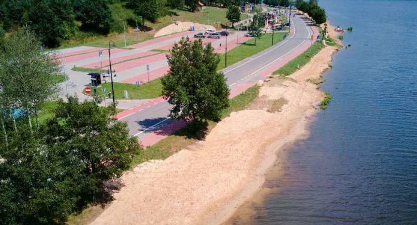 Plaża w Brodach coraz większa!