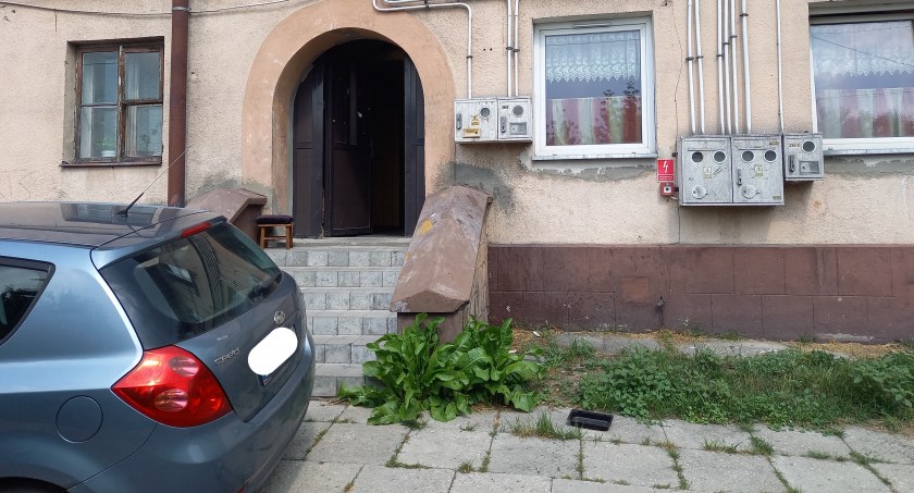 PILNE: mieszkaniec Starachowic z zarzutem zabójstwa matki. Prokuratura Rejonowa czeka na decyzję Sądu