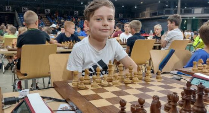 Nikodem Mrozowski szachowym medalistą