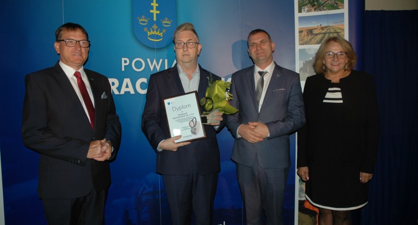  Żelazne pierścienie wręczone. Kto został nominowany, a kto otrzymał nagrodę?