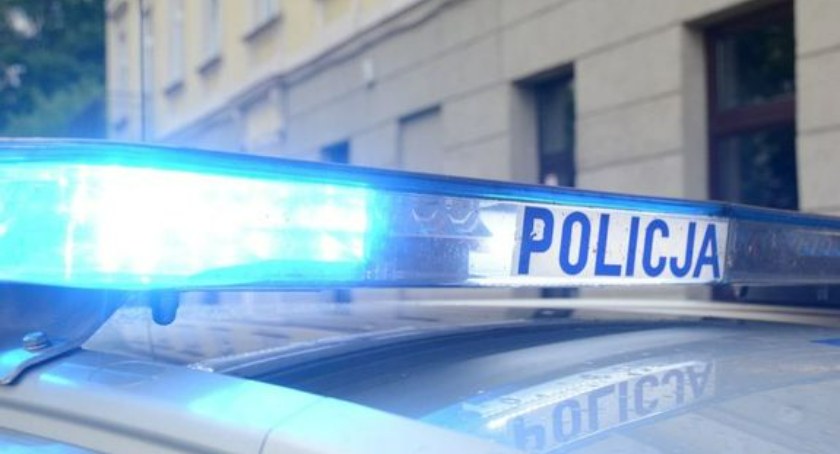 Kolizja w Starachowicach. Ryzykował własnym życiem