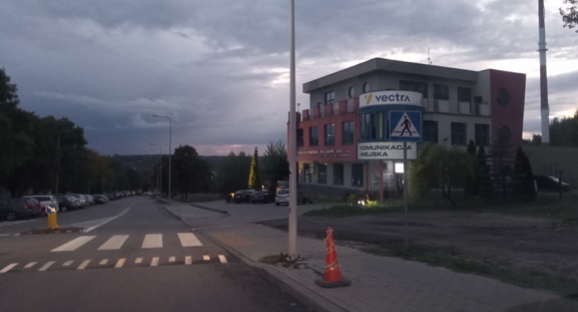 Chodnik Na Szlakowisku do remontu czeka na wykonawcę