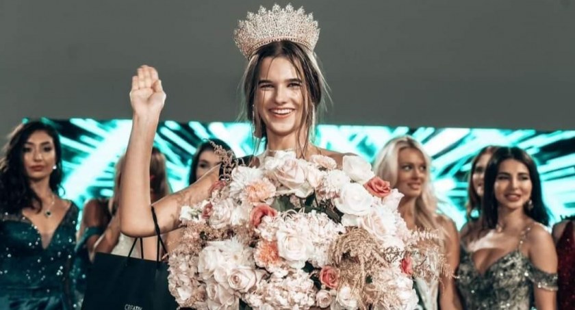 Mamy Miss Supertalent of the World 2022