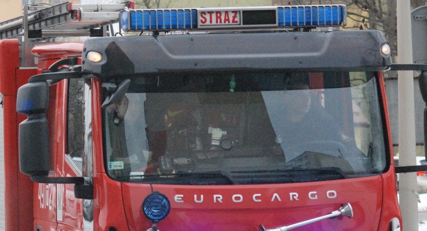 Wyciek gazu w mieszkaniu w Starachowicach. Konieczna była interwencja służb