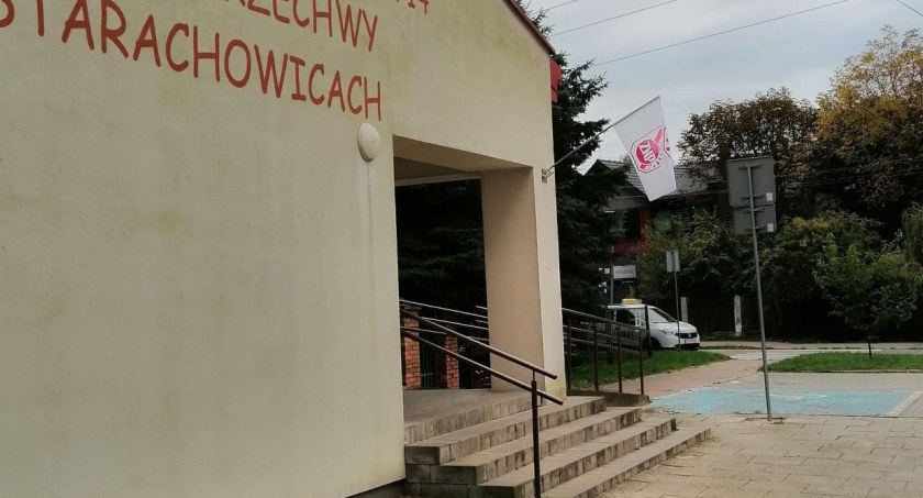 Pogotowie protestacyjne w starachowickich placówkach oświatowych