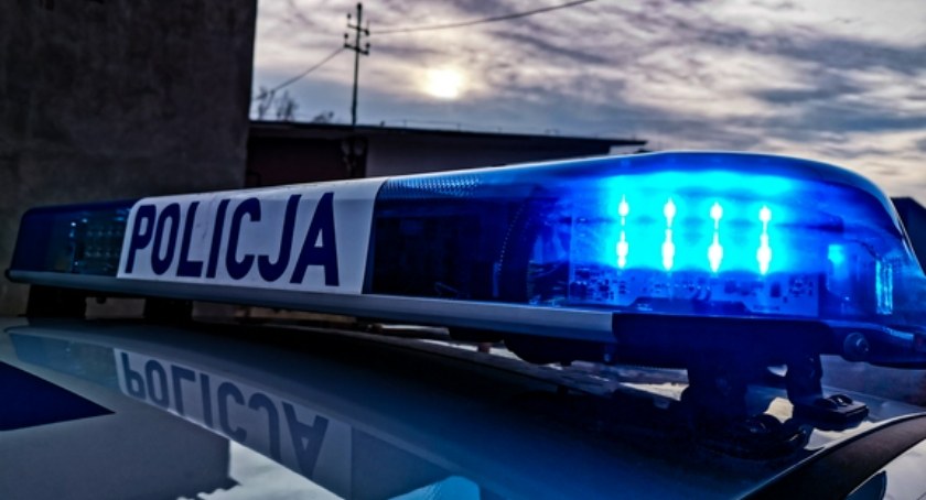 Drogowy karambol na DW 744. Cztery osoby poszkodowane