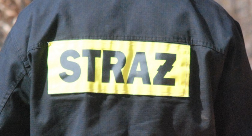 Zatrzaśnięta w windzie w Starachowicach. Z pomocą ruszyli strażacy