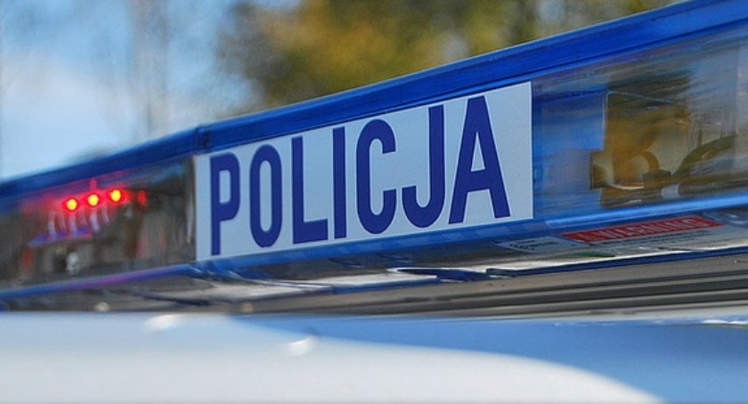 Wypadek w Wąchocku. Kierowca samochodu osobowego w szpitalu