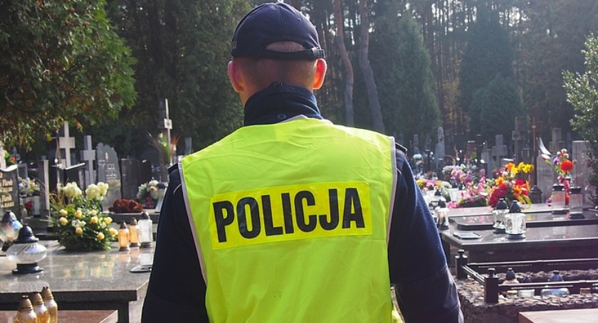 Świętokrzyska policja ostrzega. Cmentarne hieny nie próżnują