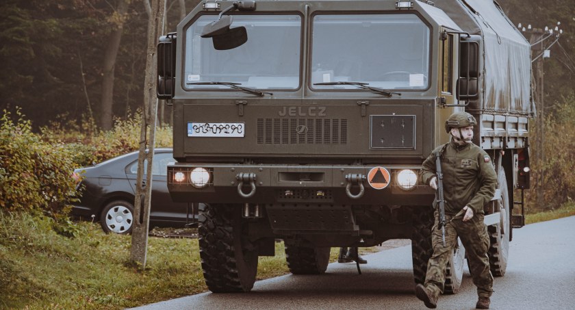 Atak terrorystyczny na terenie naszego regionu. Policjanci, żołnierze i strażacy w pełnej gotowości