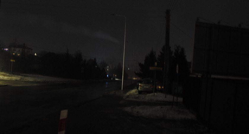Wiosenna nadal tonie w ciemnościach