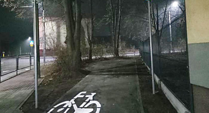 Rowerowy trakt z pętlą do zawracania?