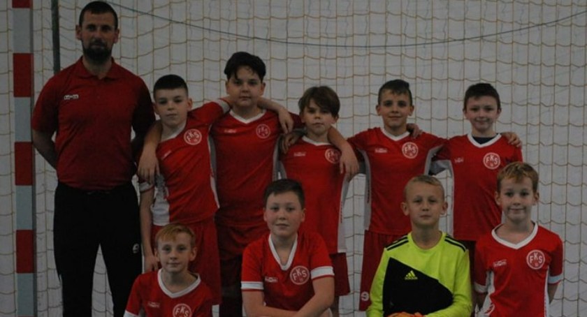 FKS Łazy Starachowice trzecią siłą w turnieju. Grali do końca