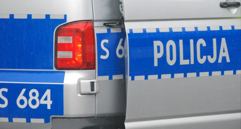 Nocne zderzenie na terenie gminy Mirzec. Ucierpiała kierująca
