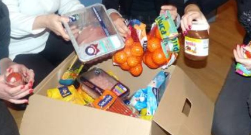 Paczki żywnościowe dla mieszkańców gminy Mirzec