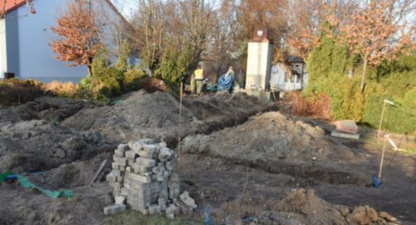 Plac budowy w centrum gminy Mirzec