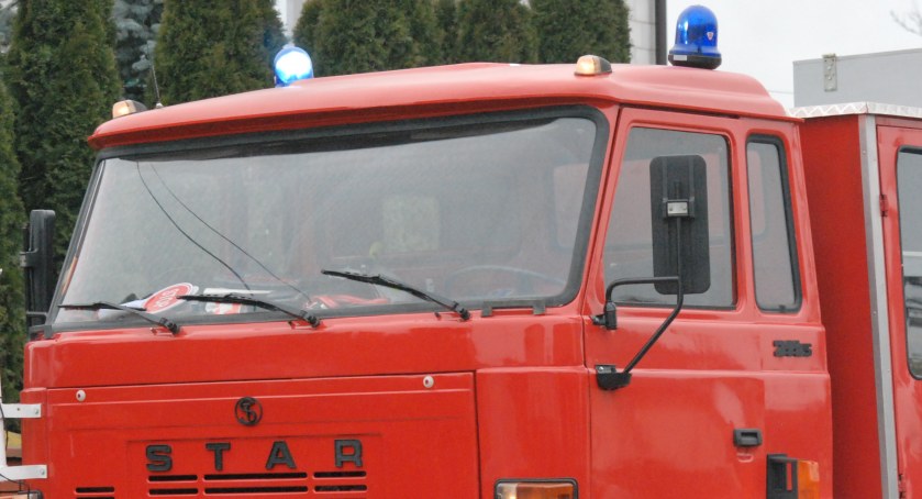 Pożar w Starachowicach. W przewodzie kominowym niebezpieczne sadze