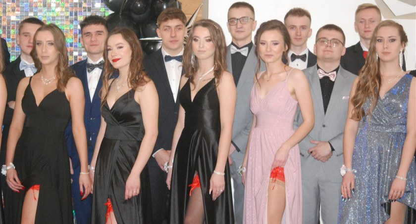 Magiczna studniówka ZDZ w Starachowicach. To jest ich święto 