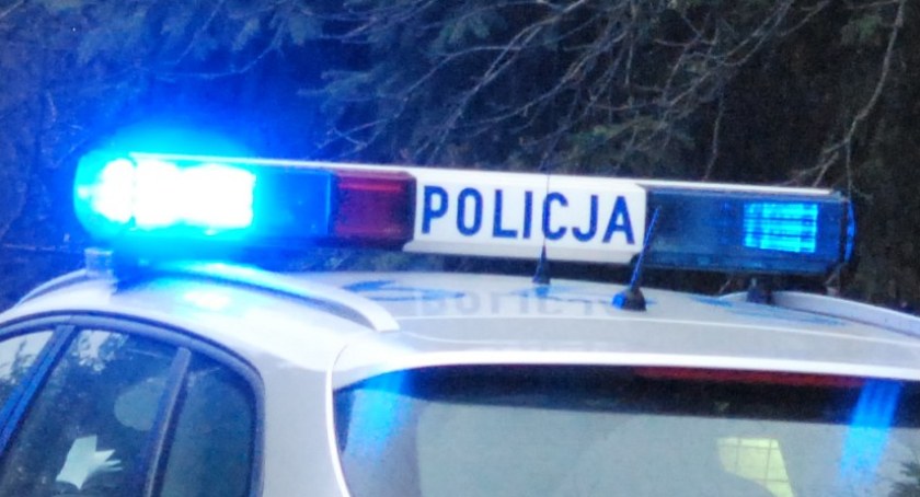  Świętokrzyscy policjanci ponownie ostrzegają. Lista osób poszkodowanych przez oszustów coraz dłuższa